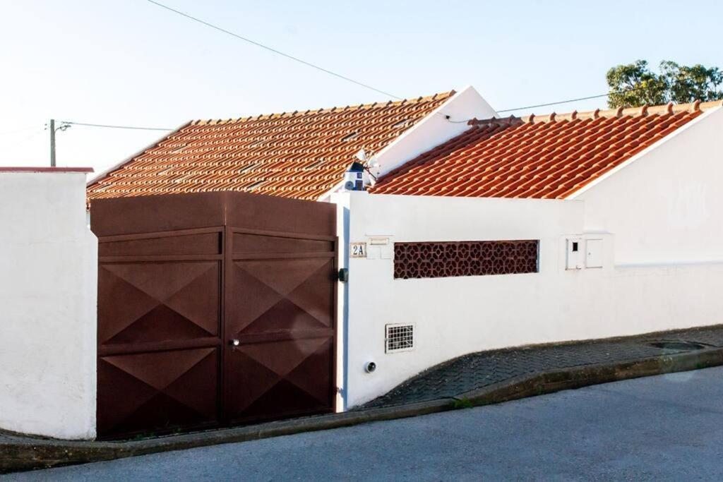 Casa Da Ti' Milia Βίλα Encarnacao Εξωτερικό φωτογραφία